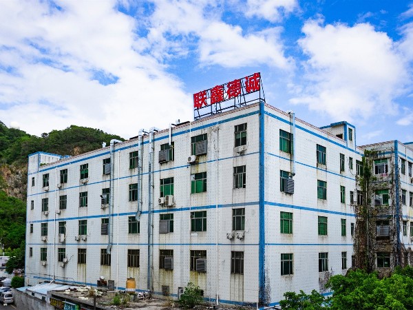 數(shù)據(jù)線OEM加工源頭廠家，聯(lián)鑫德誠數(shù)據(jù)線廠家